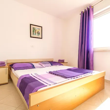 Apartment Boro - A4 First Floor - Mpolo Medulin